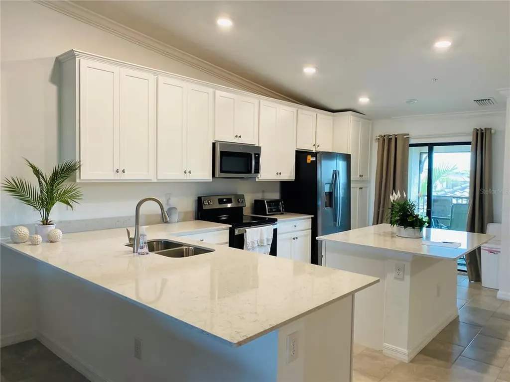 5664 Palmer Circle Bradenton FL 34211