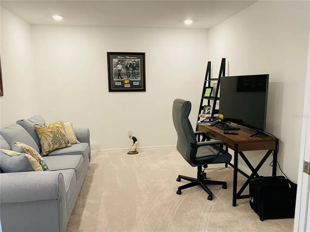 5664 Palmer Circle Bradenton FL 34211