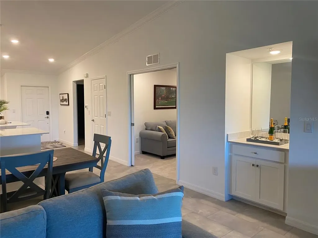 5664 Palmer Circle Bradenton FL 34211