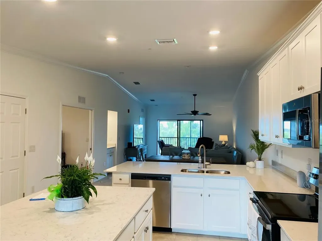 5664 Palmer Circle Bradenton FL 34211