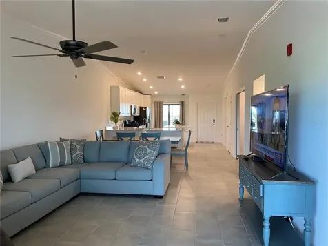 5664 Palmer Circle Bradenton FL 34211
