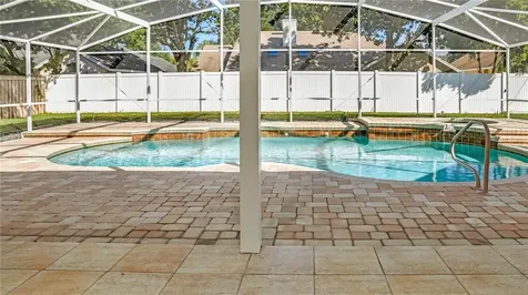 8015 Landgrove Court Orlando FL 32819