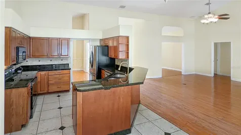 8015 Landgrove Court Orlando FL 32819