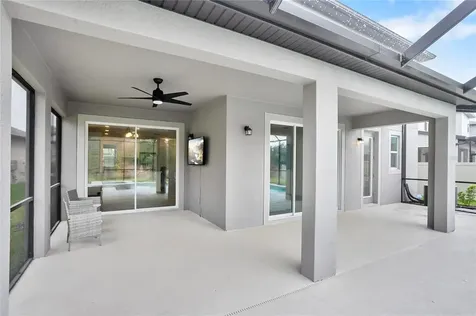 19443 Redwood Point Drive Tampa FL 33647