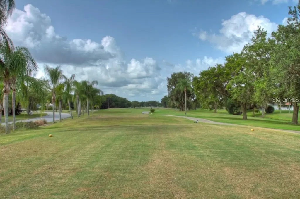 7062 W Country Club Drive N Sarasota FL 34243