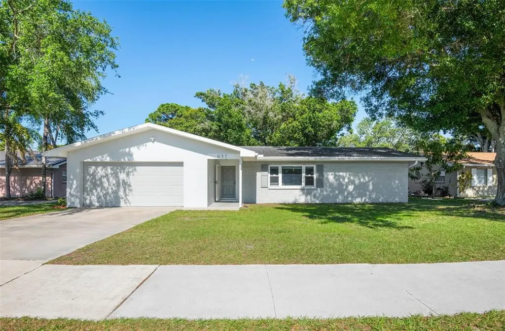 937 Keene Road Largo FL 33771