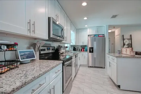 7255 37th Avenue N St Petersburg FL 33710
