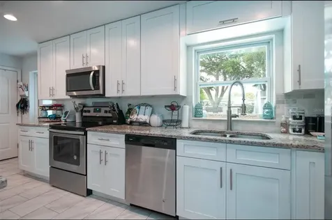 7255 37th Avenue N St Petersburg FL 33710