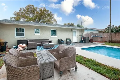 7255 37th Avenue N St Petersburg FL 33710