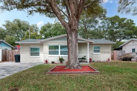 7255 37th Avenue N St Petersburg FL 33710