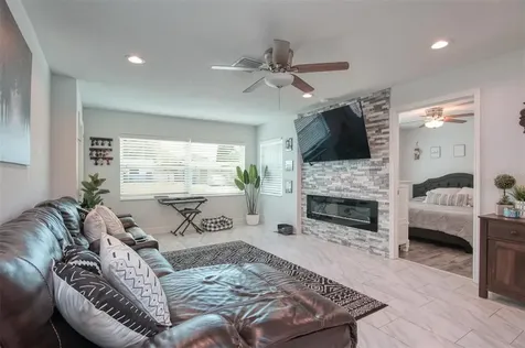 7255 37th Avenue N St Petersburg FL 33710