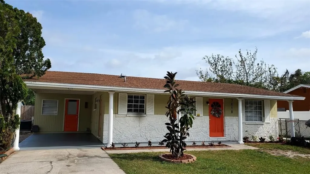 7018 Glenview Drive Tampa FL 33619
