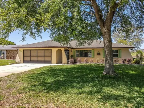 7098 Lexington Circle Brooksville FL 34602