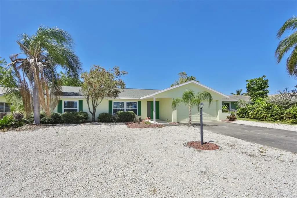 6524 Solitaire Palm Way Apollo Beach FL 33572