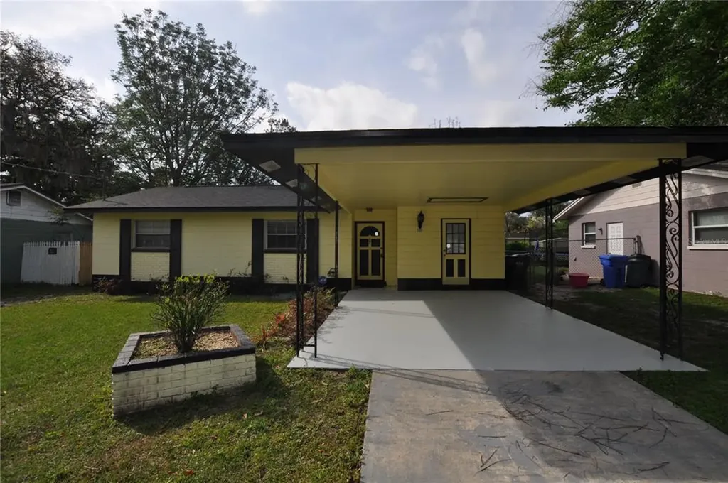 7321 Ponderosa Drive Tampa FL 33637