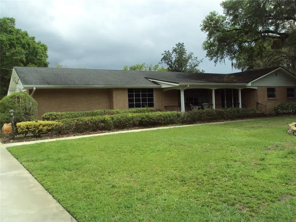 1708 N Maryland Avenue Plant City FL 33563