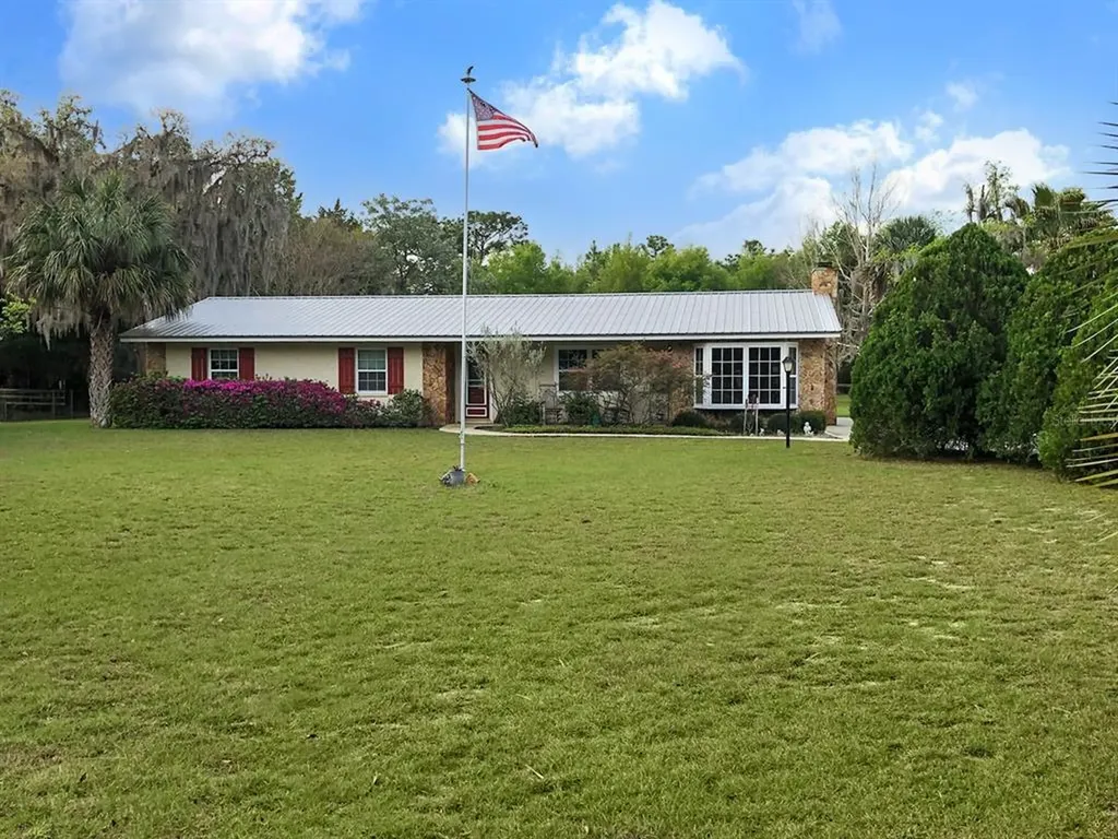 9860 W Pinespring Court Crystal River FL 34428