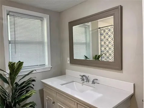 3219 55th Avenue N St Petersburg FL 33714