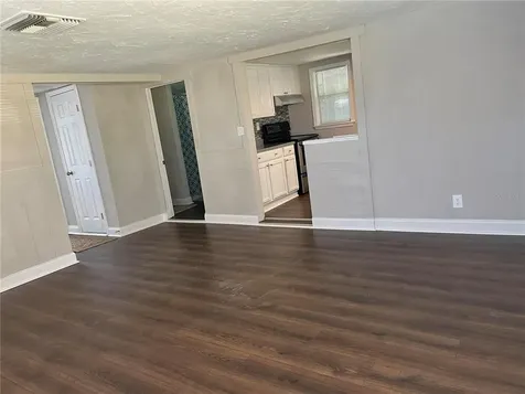 3219 55th Avenue N St Petersburg FL 33714