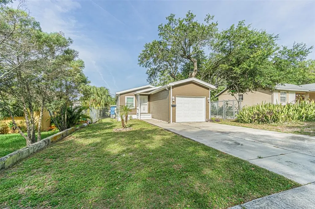 2435 Union Street S St Petersburg FL 33712