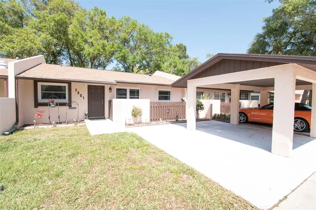 7231 55th Avenue N St Petersburg FL 33709