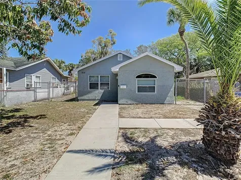 1818 Quincy Street S St Petersburg FL 33711
