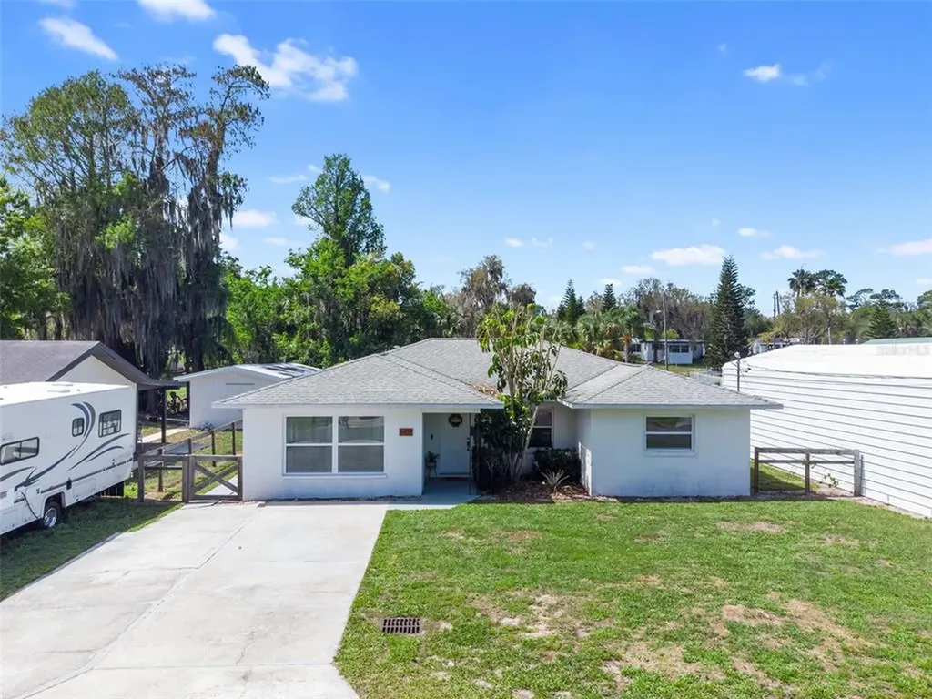 6437 Jenny Drive Lake Wales FL 33898
