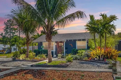 800 53rd Terrace N St Petersburg FL 33703