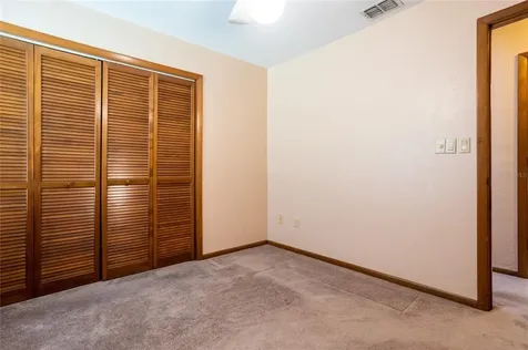 2706 NW 68th Avenue Gainesville FL 32653