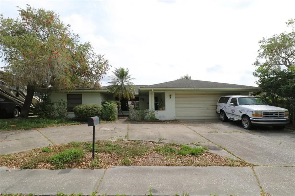 9520 Lake Christina Lane Port Richey FL 34668