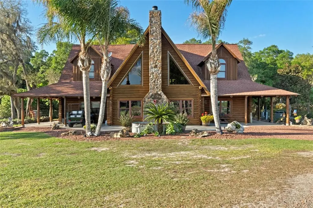 2252 County Road 202 Oxford FL 34484