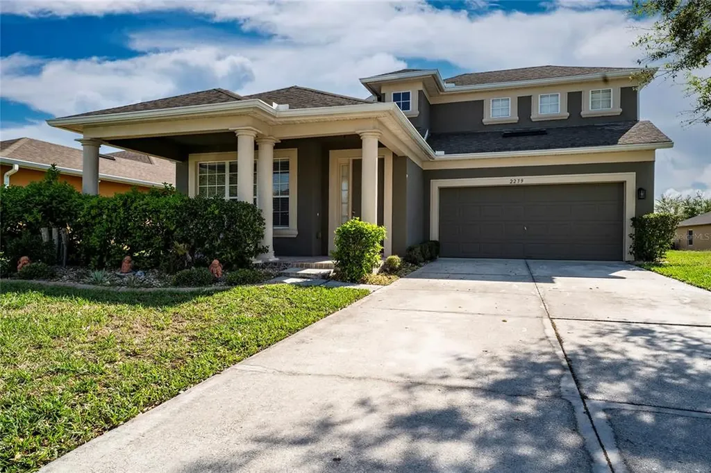 2279 Meadow Oak Circle Kissimmee FL 34746
