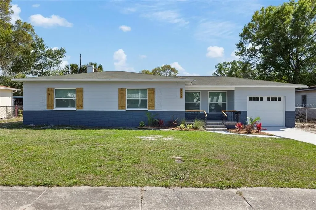 3632 30th Avenue N St Petersburg FL 33713