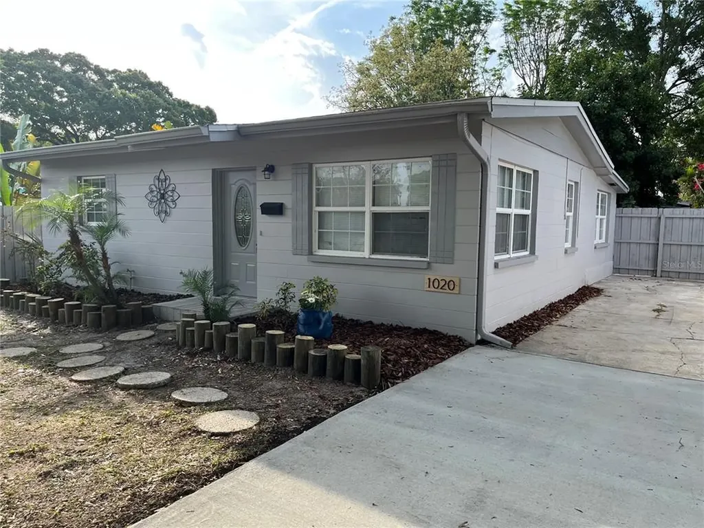 1020 52nd Avenue N St Petersburg FL 33703