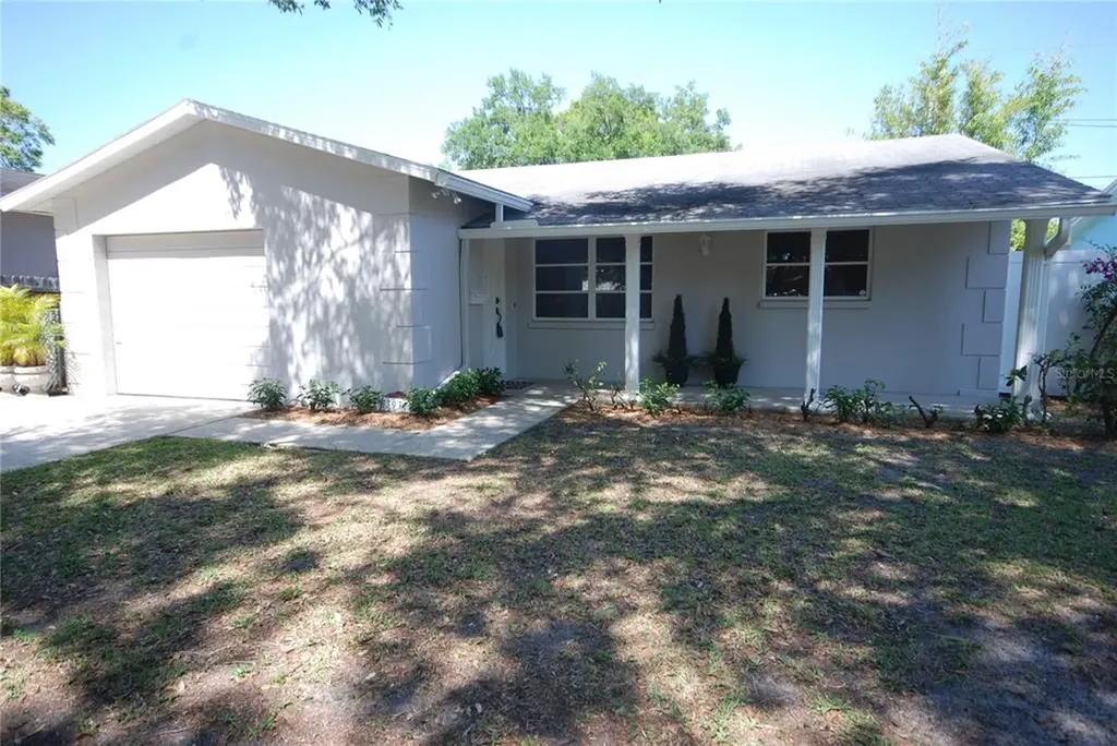 3937 Iris Street N St Petersburg FL 33703