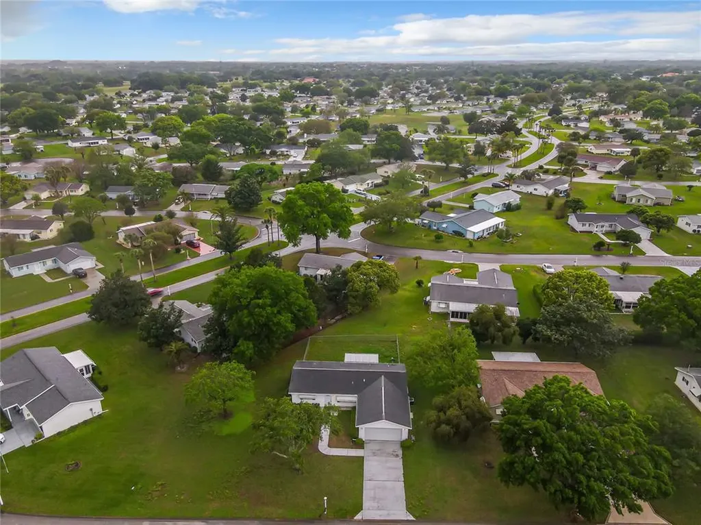 17590 SE 107th Court Summerfield FL 34491