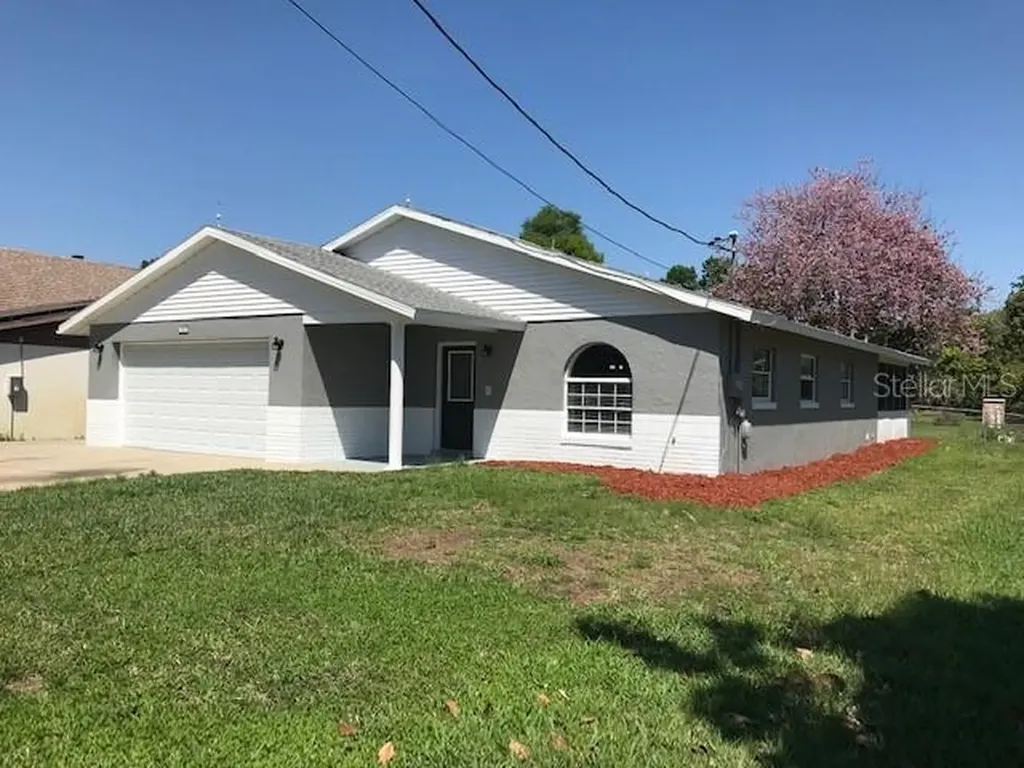 12517 Pine Island Drive Leesburg FL 34788