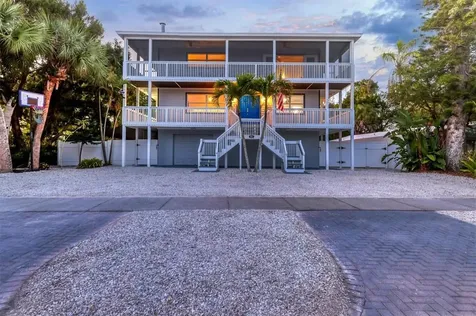 651 Avenida Del Norte Sarasota FL 34242