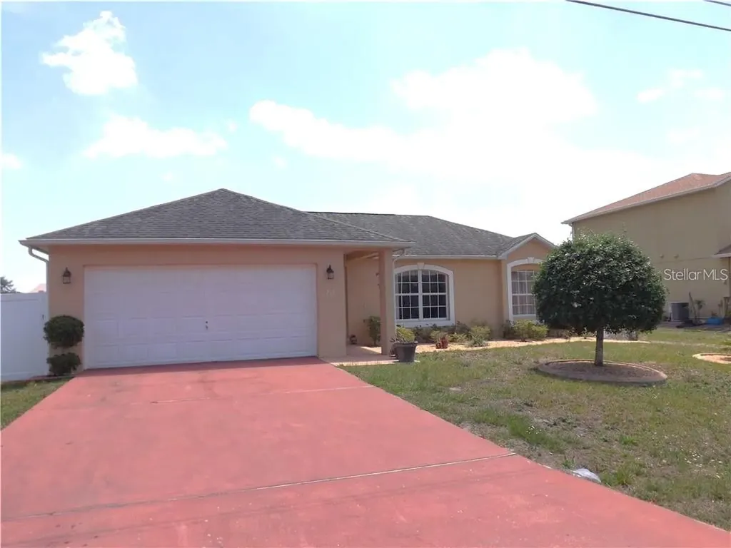 211 Banbury Place Kissimmee FL 34758