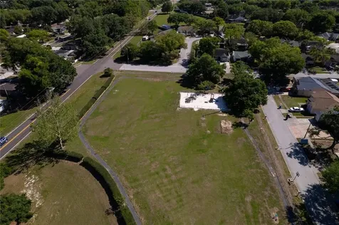 224 Regal Park Drive Valrico FL 33594
