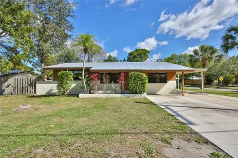 2391 Wood Street Sarasota FL 34237