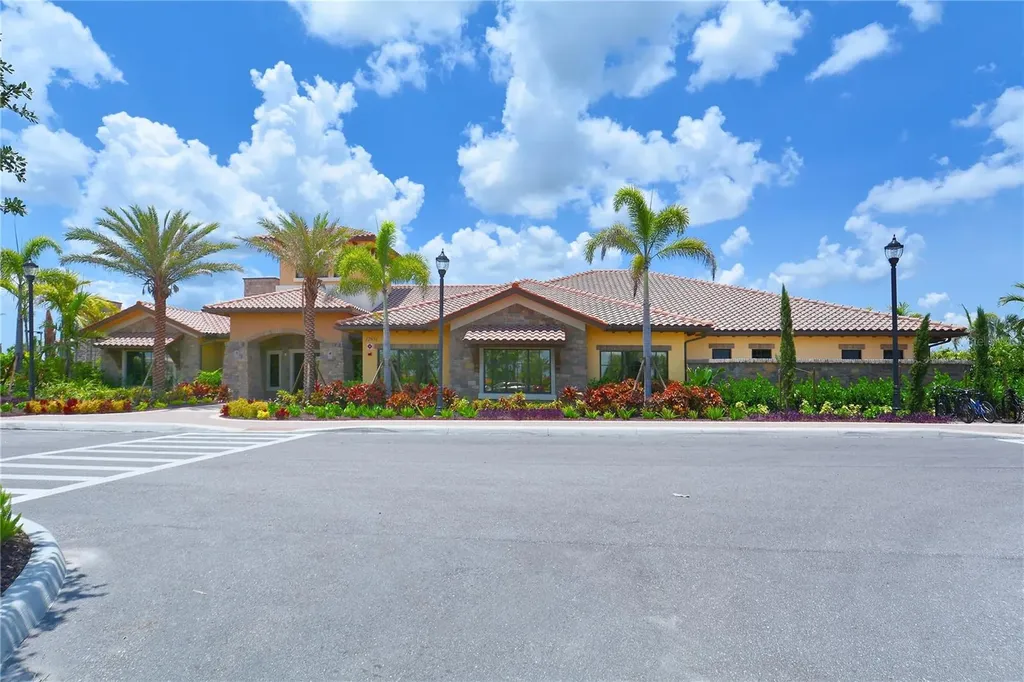 13732 Messina Loop Bradenton FL 34211