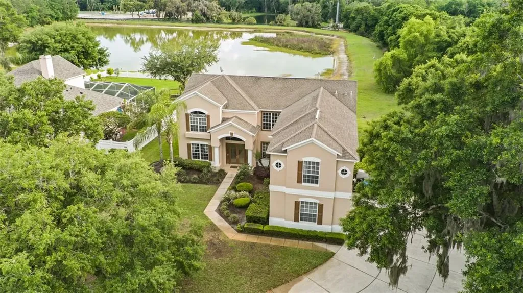 212 Excalibur Court Brandon FL 33511