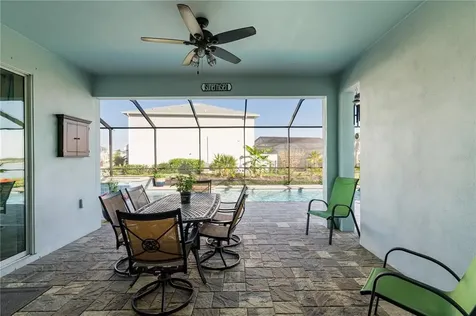 17541 Wayside Bend Punta Gorda FL 33982