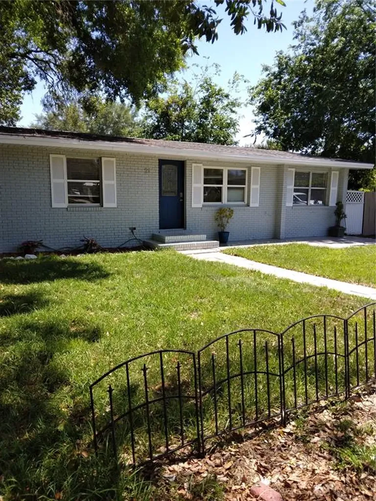 21 S Central Avenue Apopka FL 32703