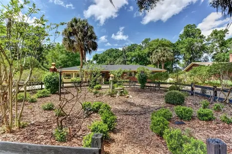 308 N Salisbury Avenue Deland FL 32720