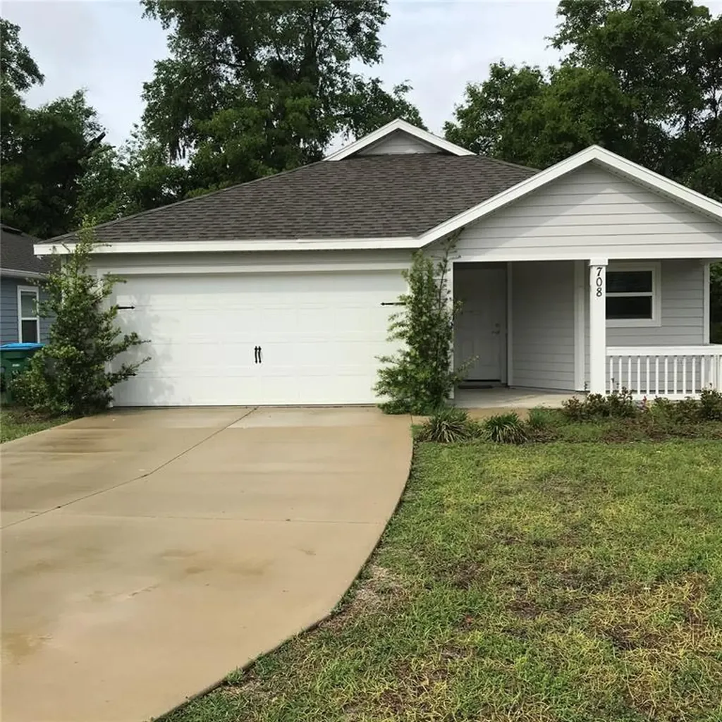 708 SW 251st Way Newberry FL 32669