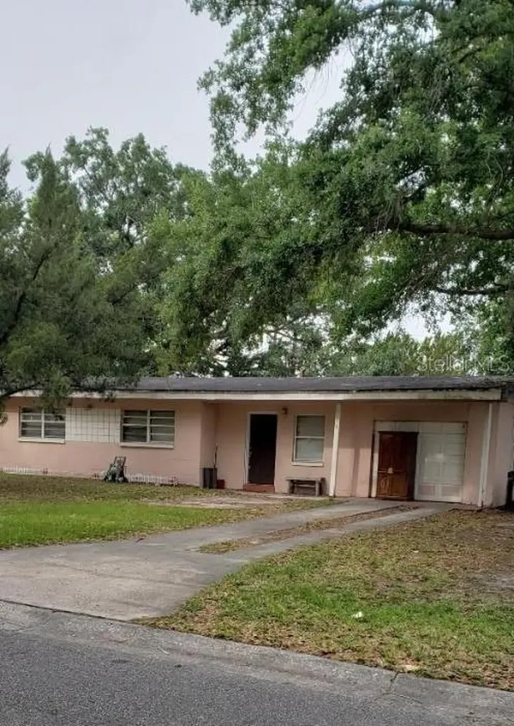 116 Wilmer Avenue Orlando FL 32811