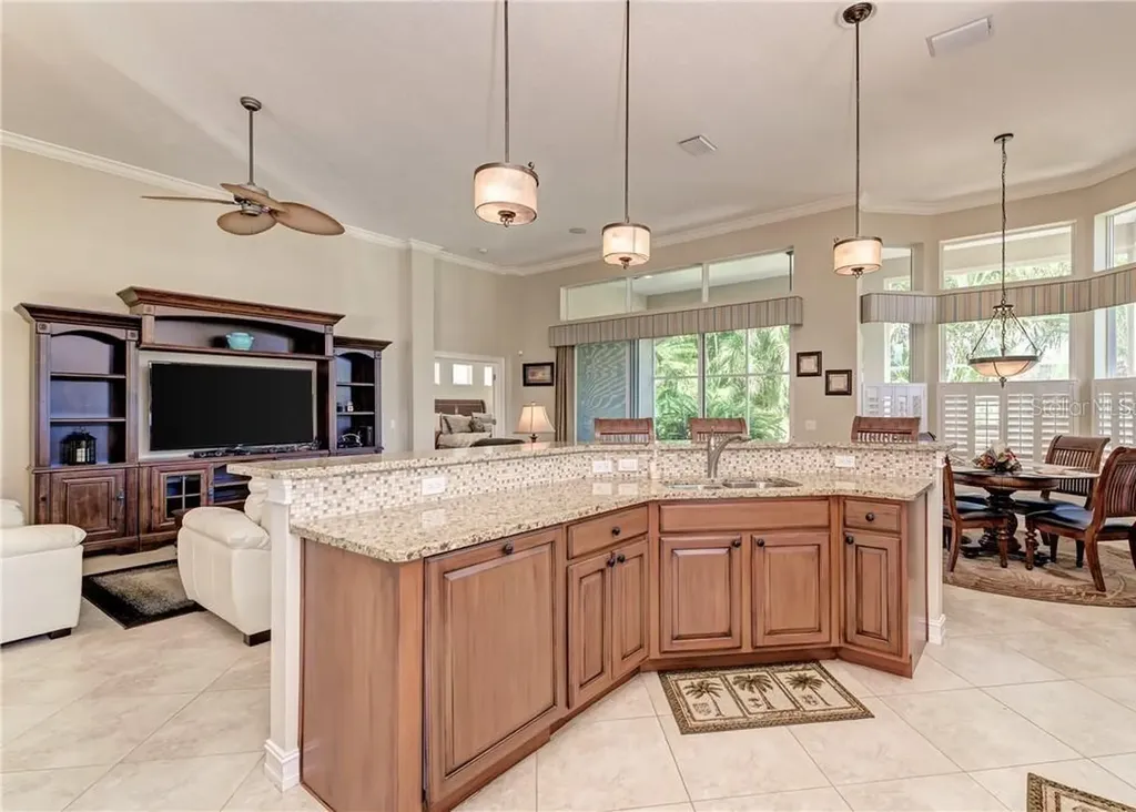304 8th Avenue E Palmetto FL 34221