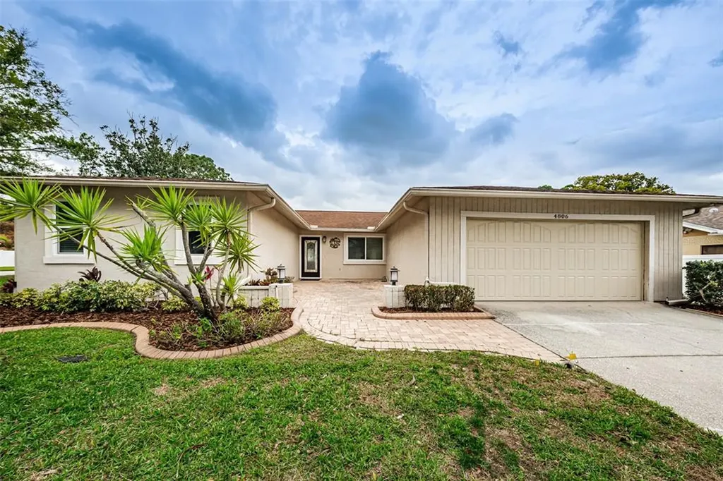 4806 Orange Grove Way Palm Harbor FL 34684